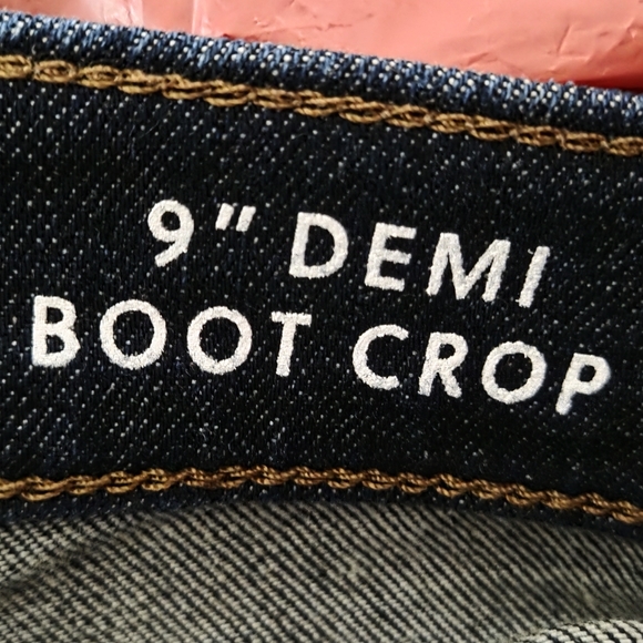 J.Crew 9” Demi-Boot Crop Jeans 28P Dark Wash - Picture 8 of 13
